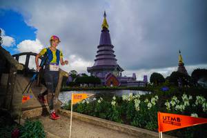 BIB: 5244
                            <button type="button" onclick="openModal(19229995)" class="btn btn-primary btn-sm float-right btn-popup" data-toggle="modal" data-target=".modal-high-quality">
                        <i class="fas fa-shopping-cart"></i> Add to Cart
                    </button>
                                            <button type="button" onclick="isThisMe(19229995, true)" class="btn btn-success btn-sm float-right btn-popup btn-isme hidden" data-toggle="tooltip" data-placement="bottom" title="นี่คือรูปของคุณใช่ไหม คลิกที่นี่เพื่อเอาเข้าอัลบั้ม">
                        <i class="fas fa-plus"></i> Add to album
                    </button>
                    <button type="button" onclick="isThisMe(19229995, false)" class="btn btn-warning btn-sm float-right btn-popup btn-isnotme hidden">
                        <i class="fas fa-ban"></i> Remove from album
                    </button>